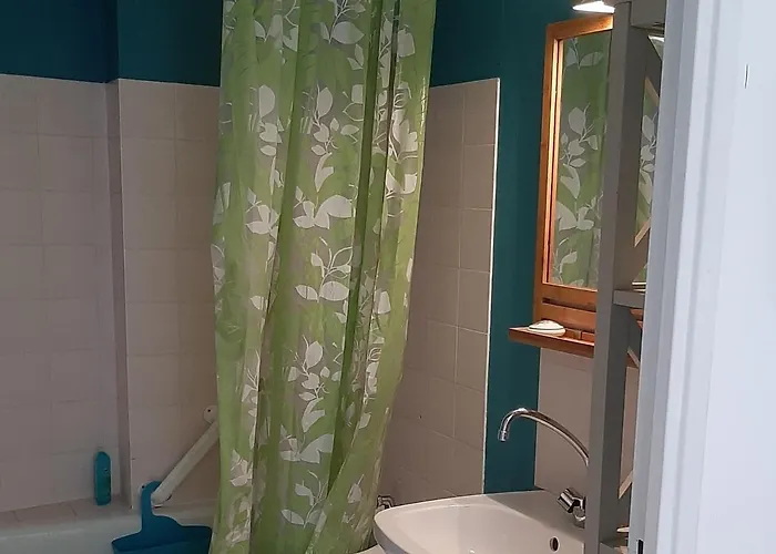 T3 Ideal, Proche Et Centre, Parking, Balcon - Fr-1-319-491 Apartment *